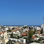 Mouson View דירה *