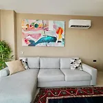Mouson View דירה *