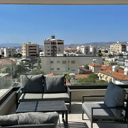 Apartment Mouson View