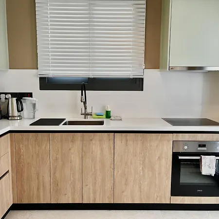 Mouson View Apartment *